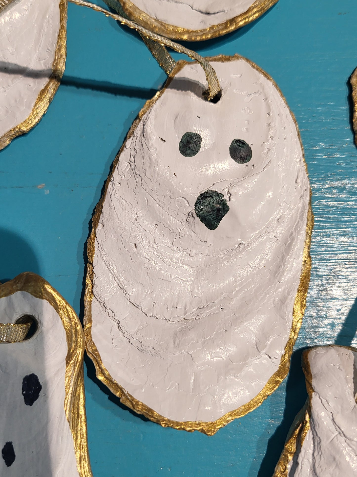 Oyster Ghost ornament
