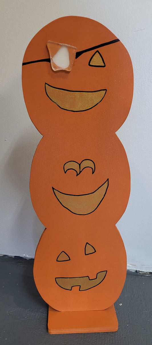 3 Pumpkin Stand