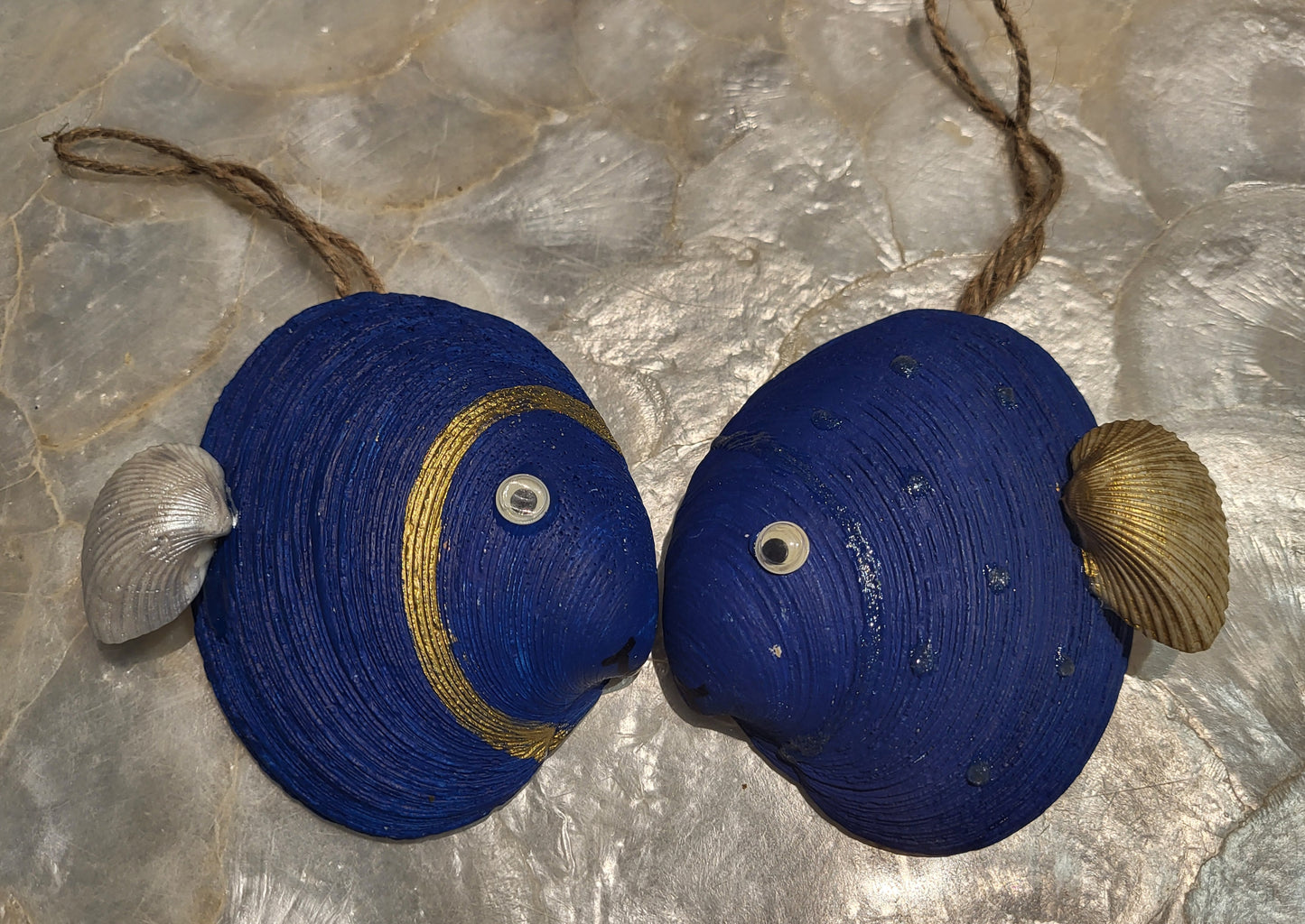 Clam-fish ornament