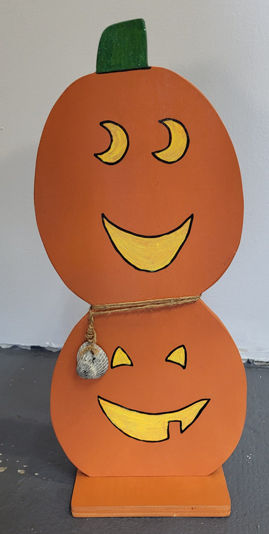 2 Pumpkin Stand