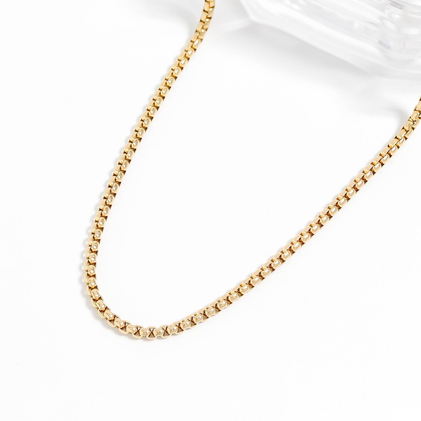 18K PVD Rounded box chain w/ charm